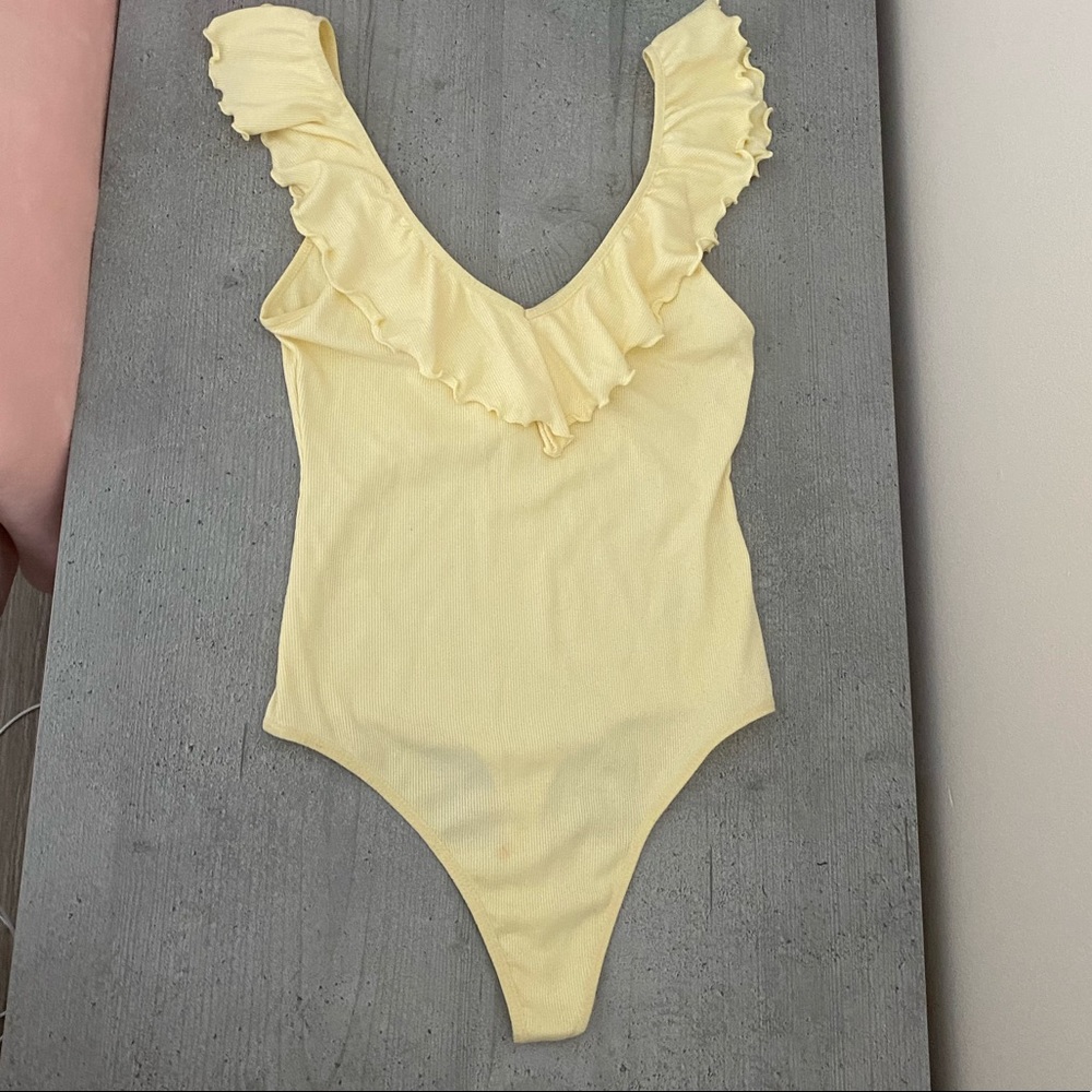 Aritzia bodysuit